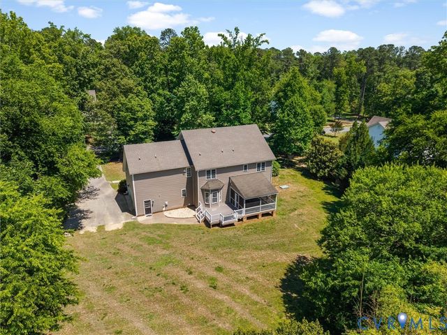 210 E Brook Run Dr, Goochland, VA 23238