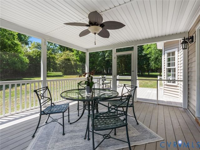 210 E Brook Run Dr, Goochland, VA 23238