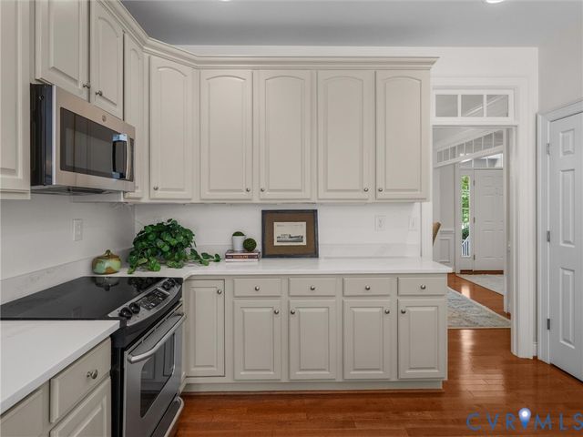 210 E Brook Run Dr, Goochland, VA 23238