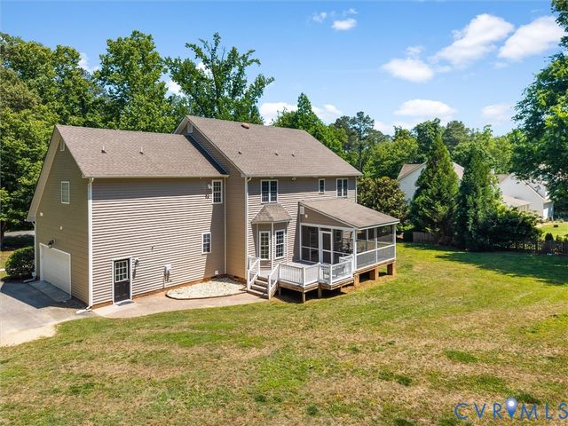 210 E Brook Run Dr, Goochland, VA 23238