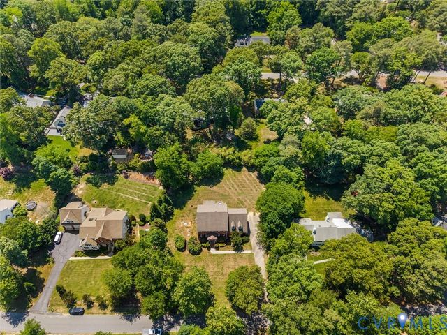 210 E Brook Run Dr, Goochland, VA 23238