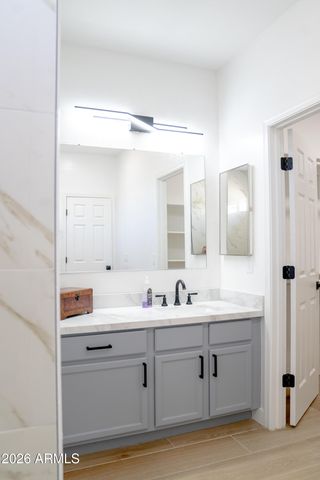 342 N 15TH Street, Phoenix, AZ 85006