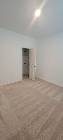 9901 Diamondhead Drive, Fort Worth, TX 76179