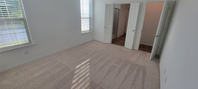 9901 Diamondhead Drive, Fort Worth, TX 76179