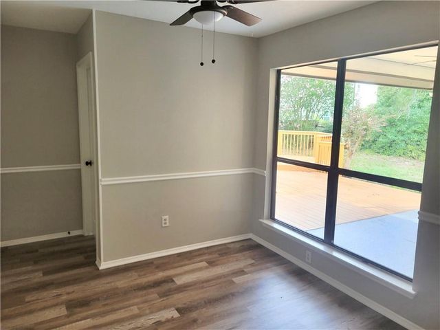 1980 Hunters Ridge Drive, Lawrenceville, GA 30044