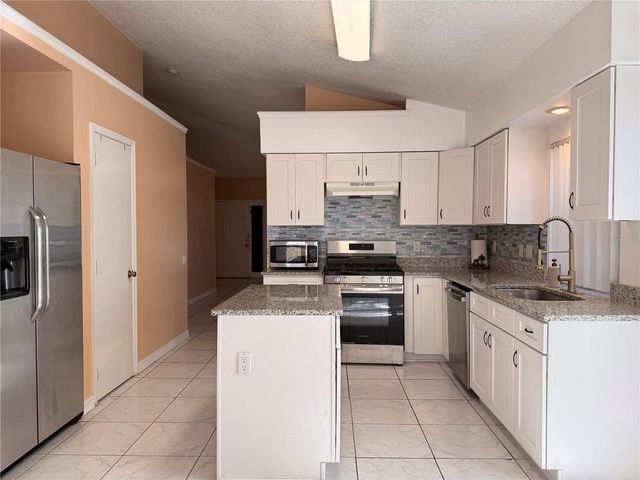 4108 OAKBERRY DRIVE, Orlando, FL 32817