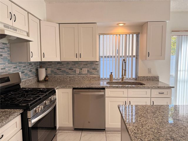 4108 OAKBERRY DRIVE, Orlando, FL 32817