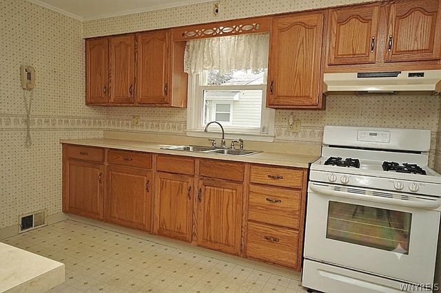 1554 Westcott Avenue, Alden, NY 14004