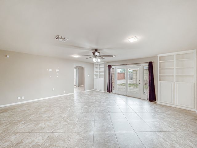 1420 Bowie Circle, Corsicana, TX 75110