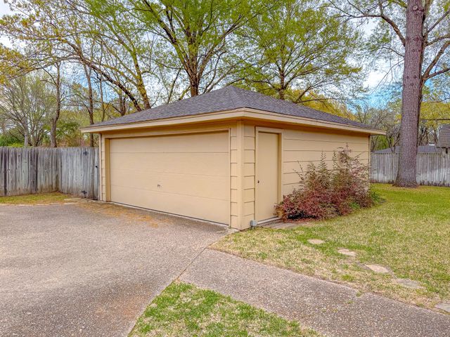 1420 Bowie Circle, Corsicana, TX 75110