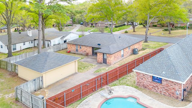 1420 Bowie Circle, Corsicana, TX 75110