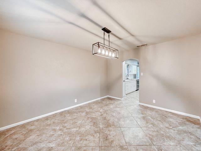1420 Bowie Circle, Corsicana, TX 75110