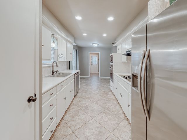 1420 Bowie Circle, Corsicana, TX 75110