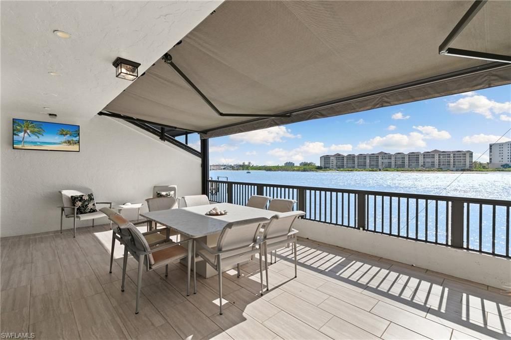 406 La Peninsula BLVD 406, NAPLES, FL 34113 — exterior