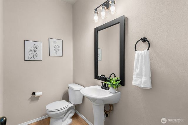 8716 Oslo Lane NE, Lacey, WA 98516