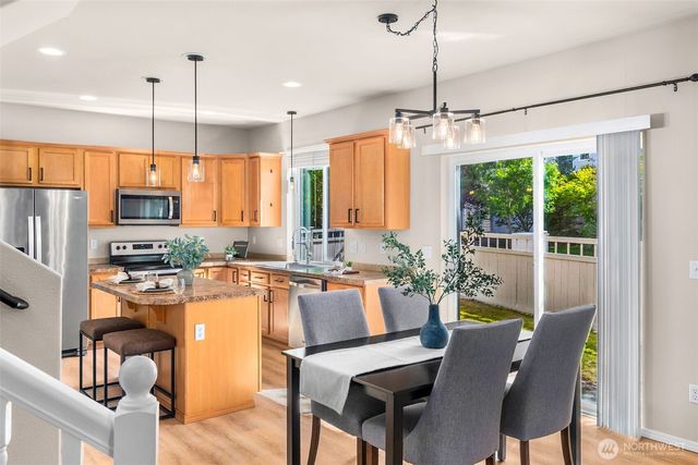 8716 Oslo Lane NE, Lacey, WA 98516