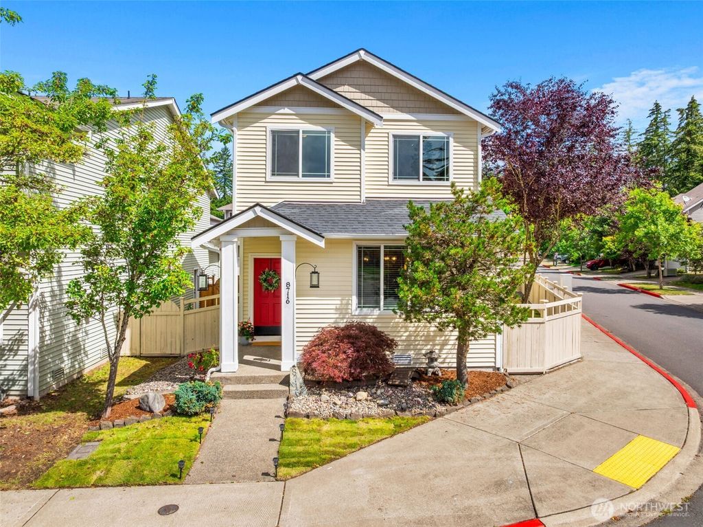 8716 Oslo Lane NE, Lacey, WA 98516