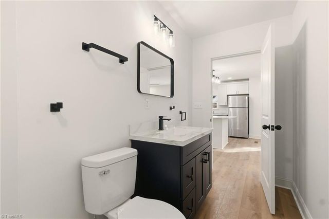 1823 Mcknight Mill Road, Greensboro, NC 27405