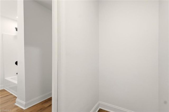 1823 Mcknight Mill Road, Greensboro, NC 27405