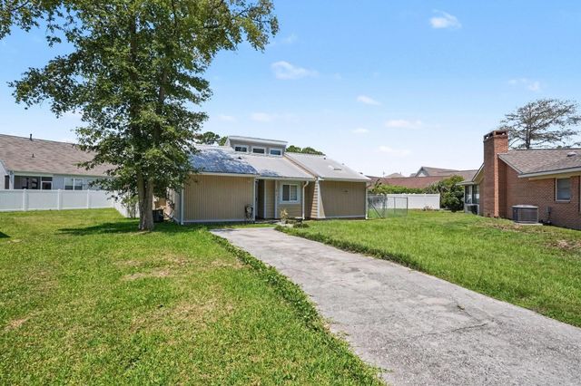 1057 Deer Run Ct., Surfside Beach, SC 29575