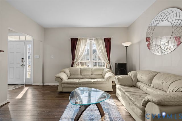 7706 Hungary Woods Pl, Glen Allen, VA 23060