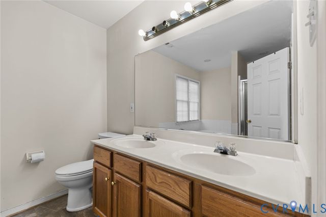 7706 Hungary Woods Pl, Glen Allen, VA 23060