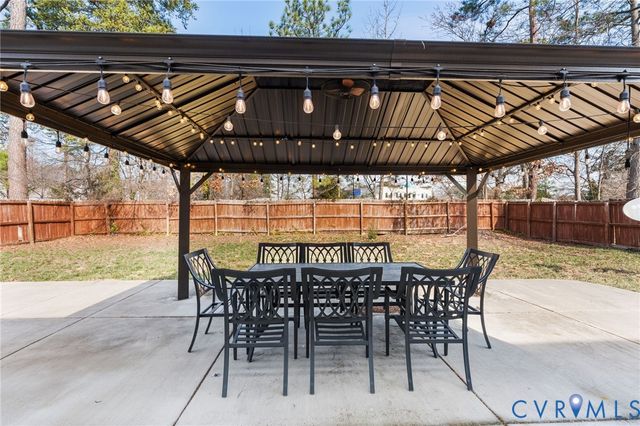 7706 Hungary Woods Pl, Glen Allen, VA 23060