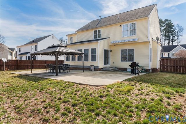 7706 Hungary Woods Pl, Glen Allen, VA 23060