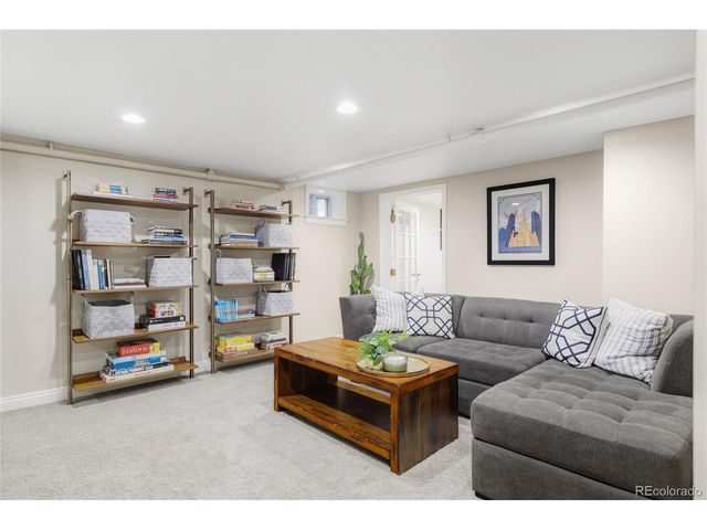 371 Albion St, Denver, CO 80220