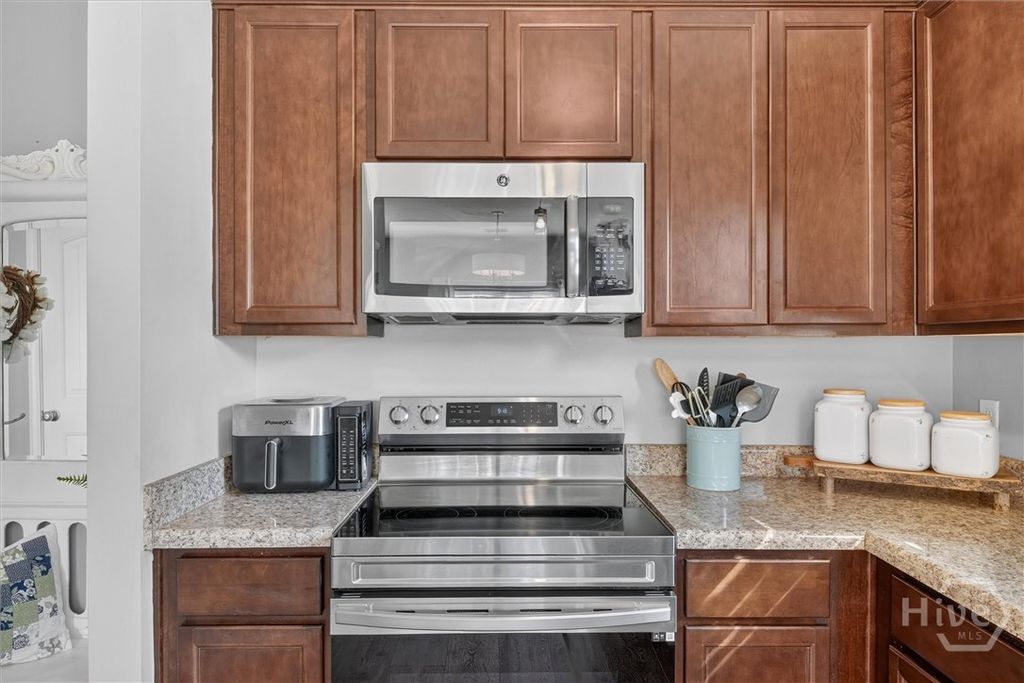 Image 10 of property listing at 214 Freedom Trail, Guyton, GA 31312