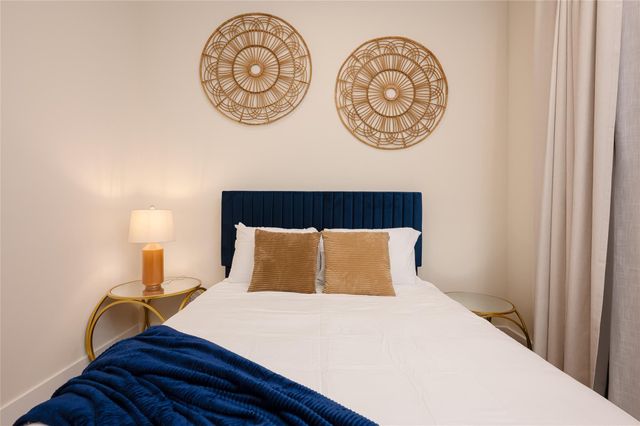 917 Thompson Street, Houston, TX 77007