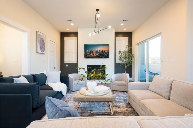 917 Thompson Street, Houston, TX 77007