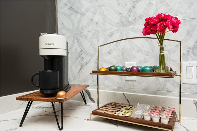 917 Thompson Street, Houston, TX 77007