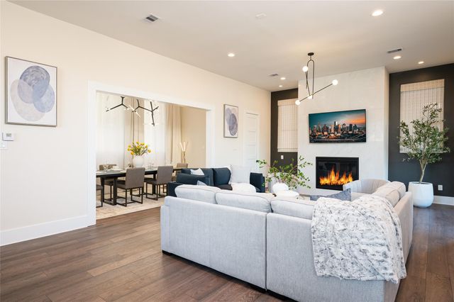 917 Thompson Street, Houston, TX 77007