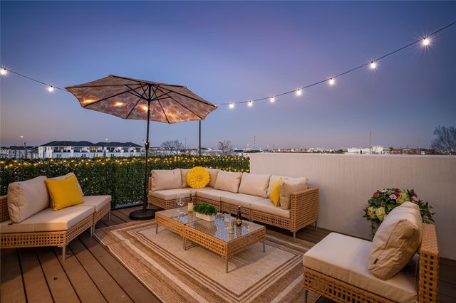 917 Thompson Street, Houston, TX 77007