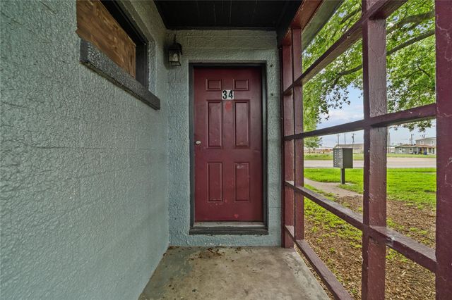 826 3rd Avenue N 34, Texas City, TX 77590