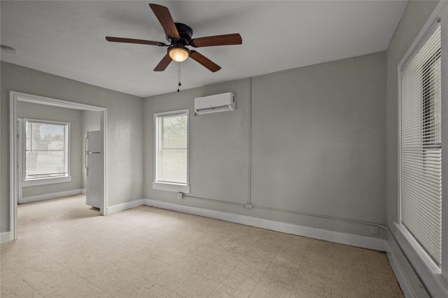 826 3rd Avenue N 34, Texas City, TX 77590