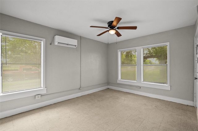 826 3rd Avenue N 34, Texas City, TX 77590