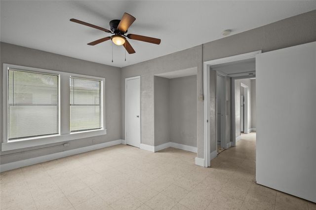 826 3rd Avenue N 34, Texas City, TX 77590