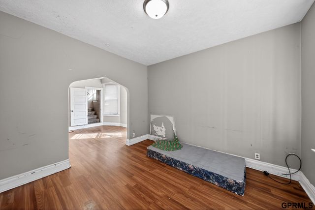 2707 S 20Th Street, Omaha, NE 68108