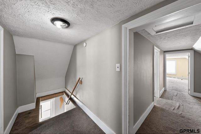 2707 S 20Th Street, Omaha, NE 68108