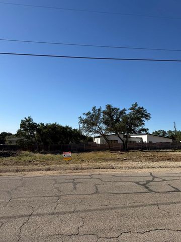 4208 Rockwood DR, Lago Vista, TX 78645