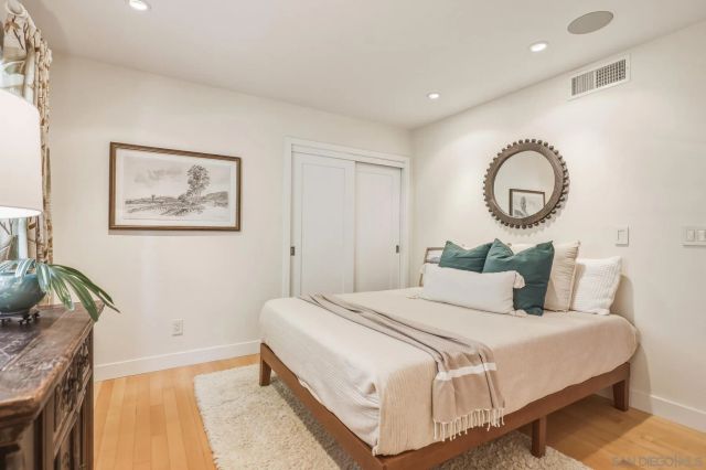 11 Spinnaker Way, Coronado, CA 92118