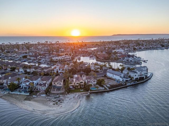 11 Spinnaker Way, Coronado, CA 92118