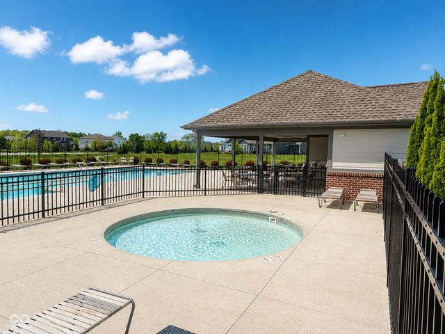 15562 Nettle Lane, Fishers, IN 46037