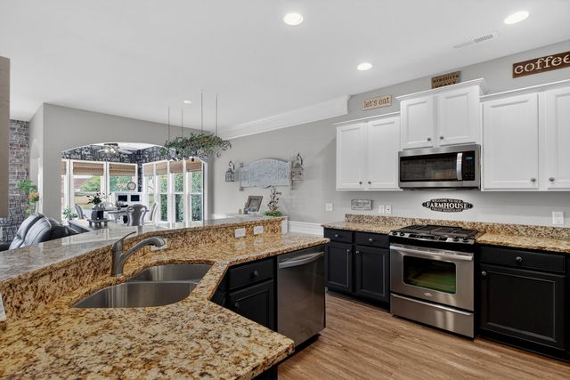 510 Tranquil Waters Way, Summerville, SC 29486