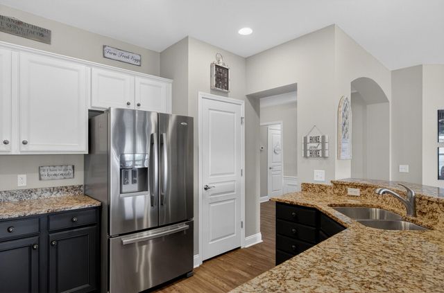 510 Tranquil Waters Way, Summerville, SC 29486