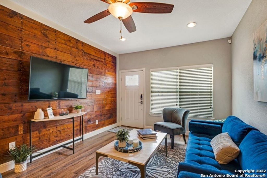 223 RUDOLPH, San Antonio, TX 78202