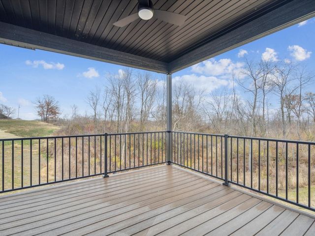 586 Maclan Circle, Iowa City, IA 52246