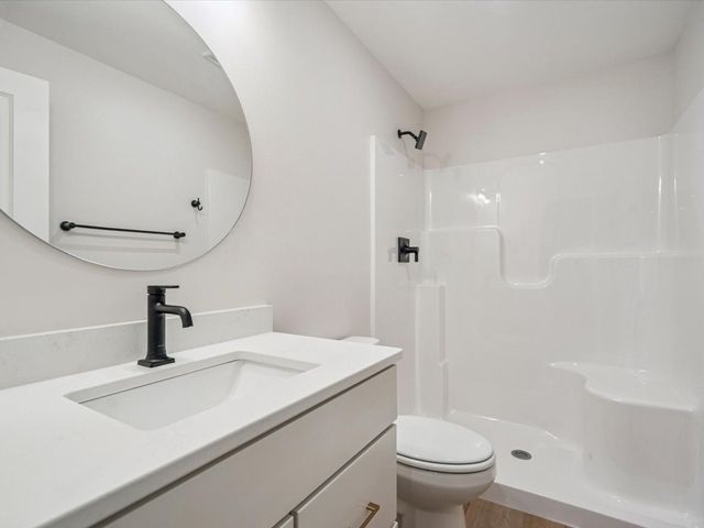 586 Maclan Circle, Iowa City, IA 52246